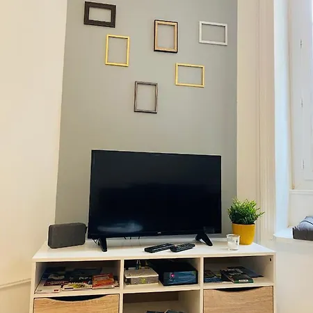 Nid Douillet Sur Plateau