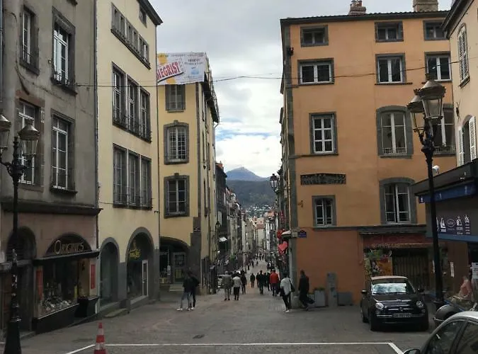 Nid Douillet Sur Plateau Lejlighed Clermont-Ferrand